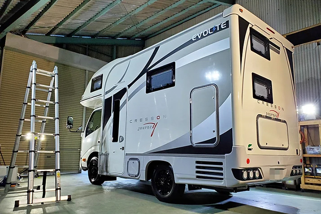 キャンピングカーのコーティングは一つひとつの工程・施工条件が重要です